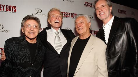 Tommy Devito Founding Member Of The Four Seasons Dies Cbs 42