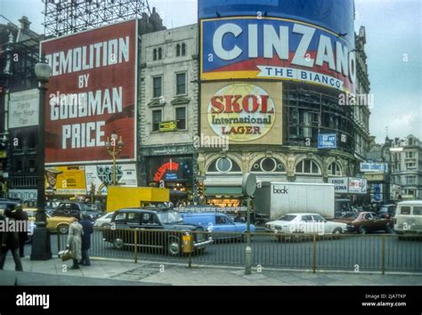 1976 Archive Image Of Piccadilly Circus London Stock Photo Alamy