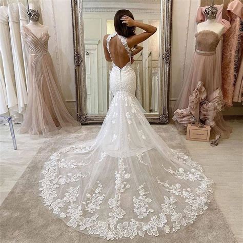 Halter Neck Mermaid Wedding Dresses Sleeveless Sexy Backless Lace Appliques Floor Length Long