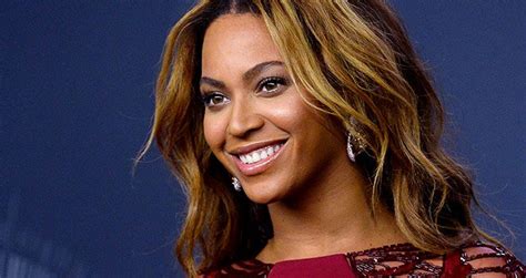 Longs cils l astuce du maquilleur de Beyoncé pour des cils XXL Cosmopolitan fr