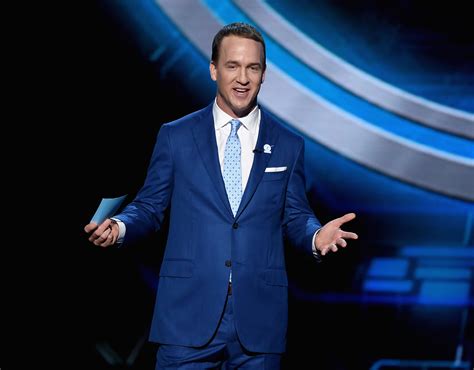 Denver Broncos Peyton Manning Hosts ‘college Bowl Game Show On Nbc