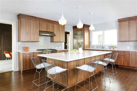 20 Beautiful Examples Of A Mid Century Modern Kitchen