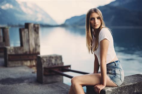 Download Wallpaper For X Resolution Women Blonde Sitting Lake Legs Girls