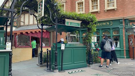 Photos First Look At A Reopened Rose Crown Dining Room In Disney World Laptrinhx News