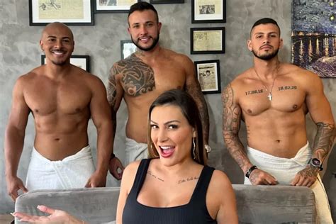 Andressa Urach dá detalhes sobre cena de sexo com três homens Melhor experiência