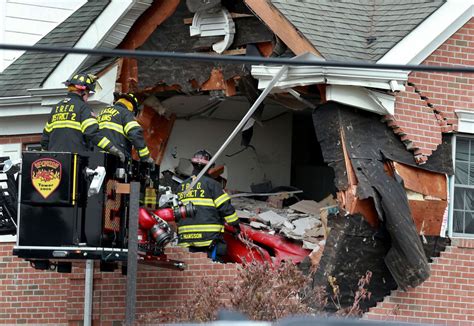 Porsche Crashes Into 2nd Floor Of Nj Building Here Are Photos From