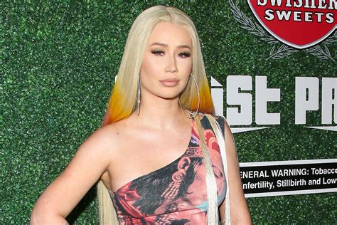 Iggy Azalea Threatens Criminal Charges After Topless Gq Photos Leak