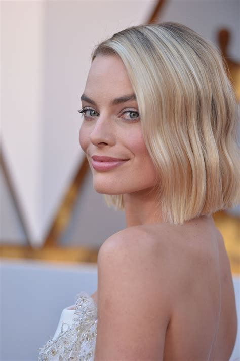 Margot Robbie At Oscar 2018 In Los Angeles Red Carpet Celeb Central