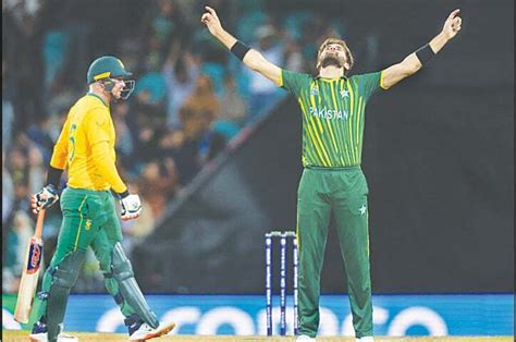 Pakistan Keep Slim Hopes Alive By Ending South Africas Unbeaten Run