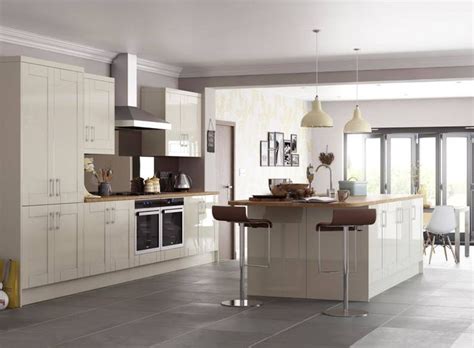 Ellis Furniture Creates Bright Kitchens With The New Solar Range The
