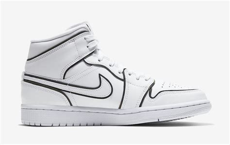The air jordan 1 violated the nba's uniform policy, which led to jordan being fined $5,000 a game, and became a. 【Nike】WMNS Air Jordan 1 Mid SE "Iridescent Reflective"が1月 ...