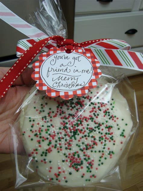 Gather your little helpers to decorate these classic treats! Off the Wheaten Path: Gluten Free Christmas Gifts #3: The ...