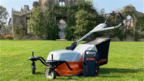 The Stihl Rma 765 V Battery Powered Mower Youtube