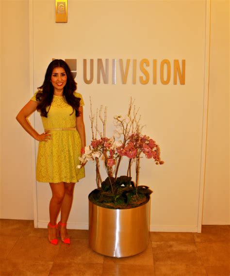 Tv Time With Univision And Kira Vilanova — Flor De Maria Fashion