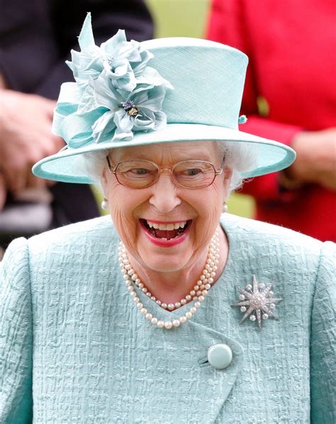 Queen Elizabeth Ii Enjoys Royal Ascot In 2017 Queen Elizabeth Ii