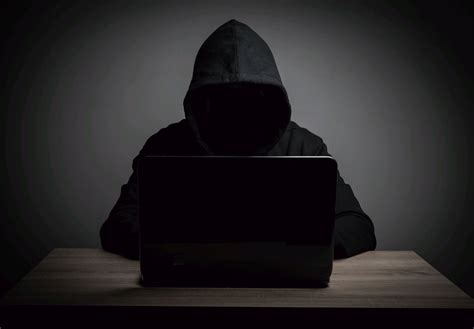 El Perfil De Los Usuarios Más Atractivos Para Los Hackers Open It