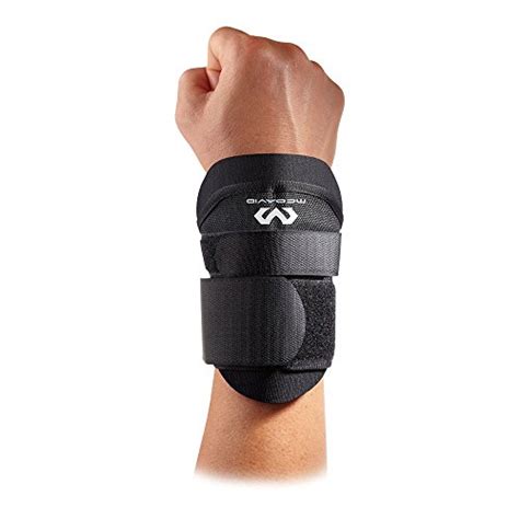 The 17 Best Football Wrist Wraps For 2022 Recommended By Expert