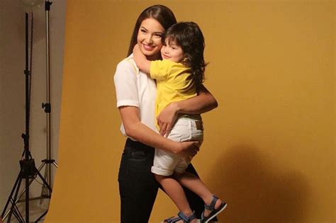 Sarah Lahbati Dedicates New Book To Moms Who Never Give Up Abs Cbn News