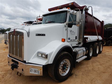 2014 Kenworth T800 Dump Truck