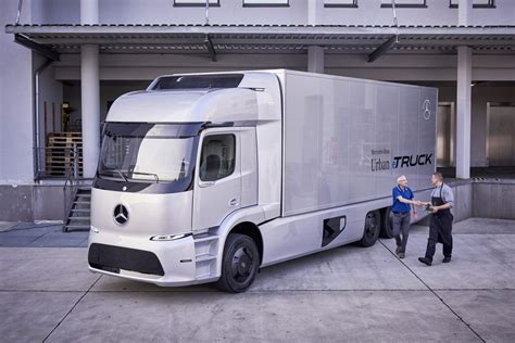 Daimler Introduces New Electric Truck Concept Overdrive Owner
