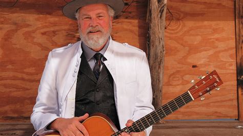 Robert Earl Keen Talks About Why He S Retiring From The Road This Year