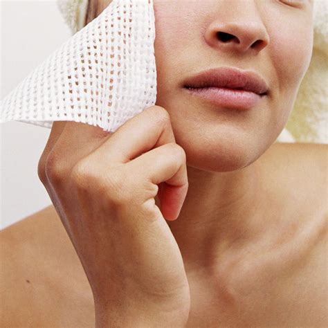 6 Best Muslin Washcloths For Exfoliating Your Face Allure