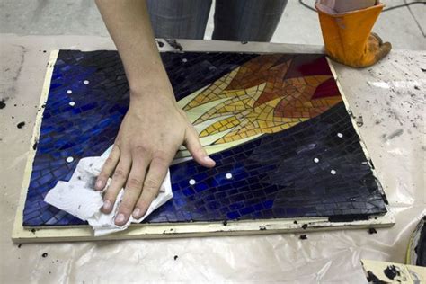How To Grout Mosaic Art Mosaic Art Mosaic Art Supplies Glass Mosiac Art