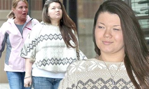 enjoying her freedom teen mom amber portwood joins her mother for some retail therapy just two