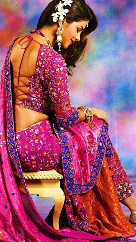 Myntra brings you the best collections from 100% original brands. ♥️☆ Priyanka Chopra ☆♥️ | Indian bridal fashion, Priyanka ...