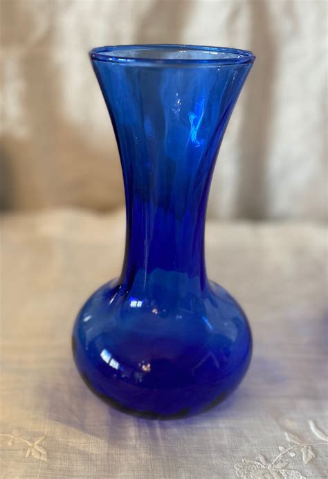 Vintage Cobalt Blue Hand Blown Glass Vase 8 Tall Etsy