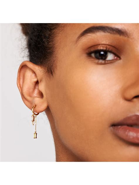 Make Hoop Earrings More Relevant With These Pdpaola Earrings The