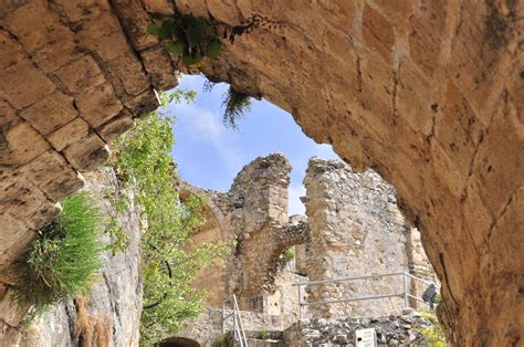 Select an option below to see. Ingyenes képek : szikla, képződés, kastély, kanyon, ROM, terep, geológia, Ciprus, Wadi, régi ...