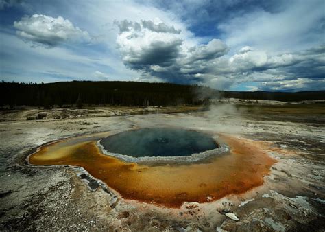 Fears Of A Yellowstone Supervolcano Eruption Are Baseless