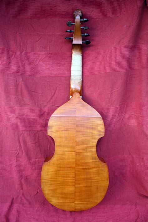 Basse De Viole 7 Cordes