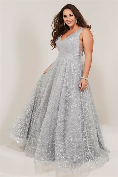 Tiffany 16373 Dress In 2021 Plus Size Evening Gown Plus Size Prom Dresses Silver Evening Gowns