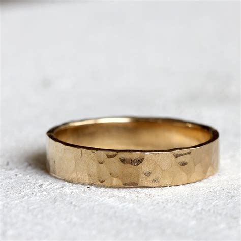 18k Gold Hammered Wedding Ring Solid Gold Wedding Band