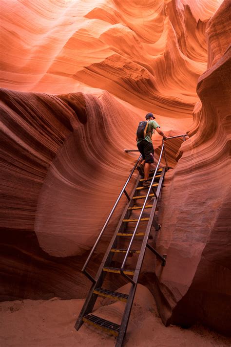 Upper Vs Lower Antelope Canyon Which Antelope Canyon Tour Is Better