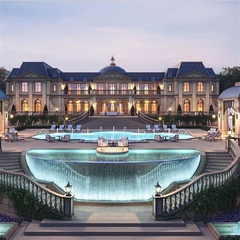 What An Incredible And Unique Pool Design Million Dollar Homes Luxury