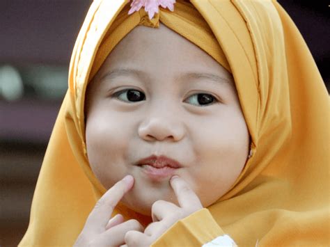 250 Latest Muslim Baby Girl Names With Meaning