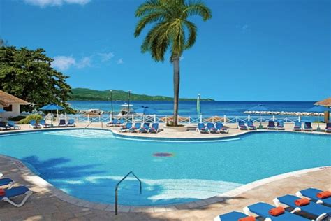 Montego Bay Shore Excursion Sunscape Splash All Inclusive Day Pass Montego Bay Jamaica