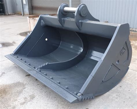 Heavy Duty Bulk Buckets West Trak New Zealand