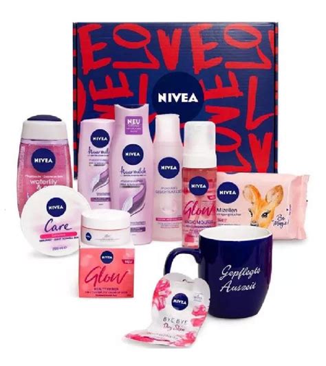 It contains 55% natural oils and is. *EXCLUSIVE* NIVEA DESIGNBOX LOVE 12-Piece Body-Face-Hair ...