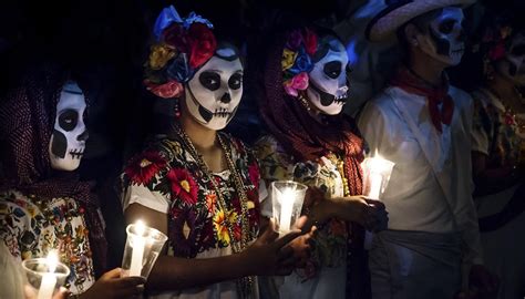 Sarah Chavez Dia De Muertos Provides Light To Mitigate