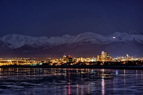 Anchorage In Alaska Goldgräberstadt Und Tor Zu Naturschönheiten