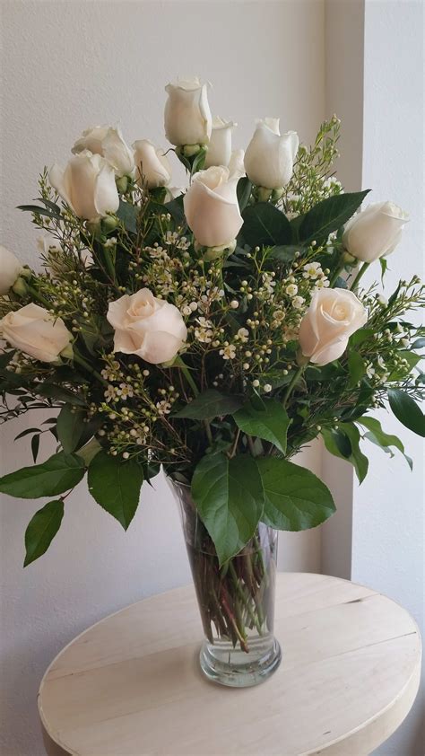 Elegant White Roses In Watertown Wi Elegant Arrangements