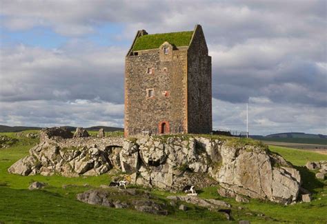 Tower Turf Roof Scotland Castles