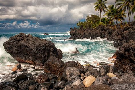 Maui Hawaii Rocks Stones Cliff Clouds Sea Palms Hd Wallpaper