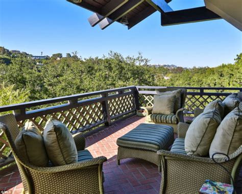 Brooke Shields Puts Stunning 35k A Month Pacific Palisades Spread Up