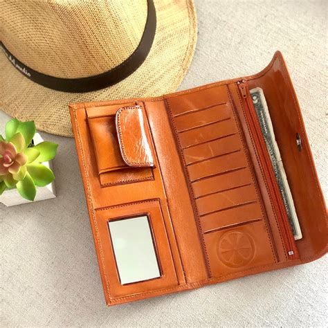Saddle Tooled Wallet Leather Wallet Woman Bifold Wallet Handmade
