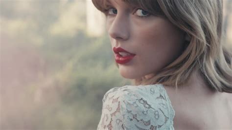 Screen Captures 264 Taylor Swift Web Photo Gallery